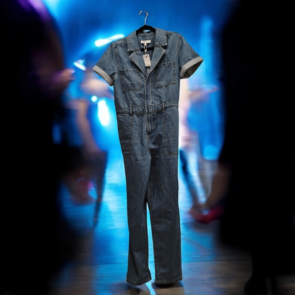 🩷 Blue Denim Jumpsuit V-neck With Zipper